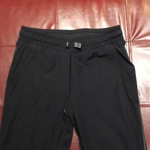 Ivivva lined warm up pants. SIze 12. Girls